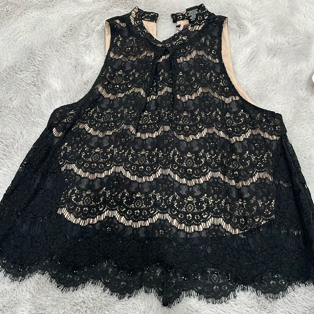Fire Los Angeles size large black lace top